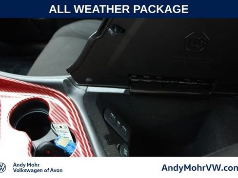 Used 2020 Dodge Challenger SXT w/ Driver Convenience Group AWD/4WD image 35