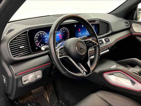 Certified 2025 Mercedes-Benz GLE 350 4MATIC w/ AMG Line Exterior image 19