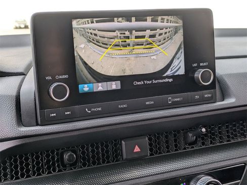 Used 2025 Honda CR-V LX image 15