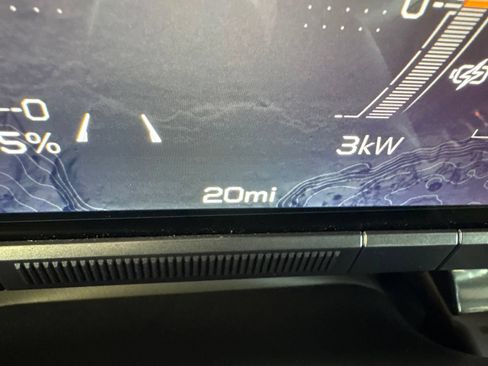 New 2026 GMC Hummer EV SUV w/ LPO, Dark Essentials Package AWD/4WD image 36