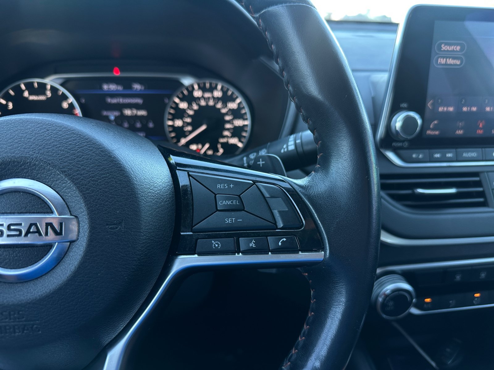 Used 2020 Nissan Altima 2.5 SR FWD image 20