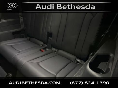 Certified 2025 Audi Q7 3.0T Premium w/ Convenience Package image 29