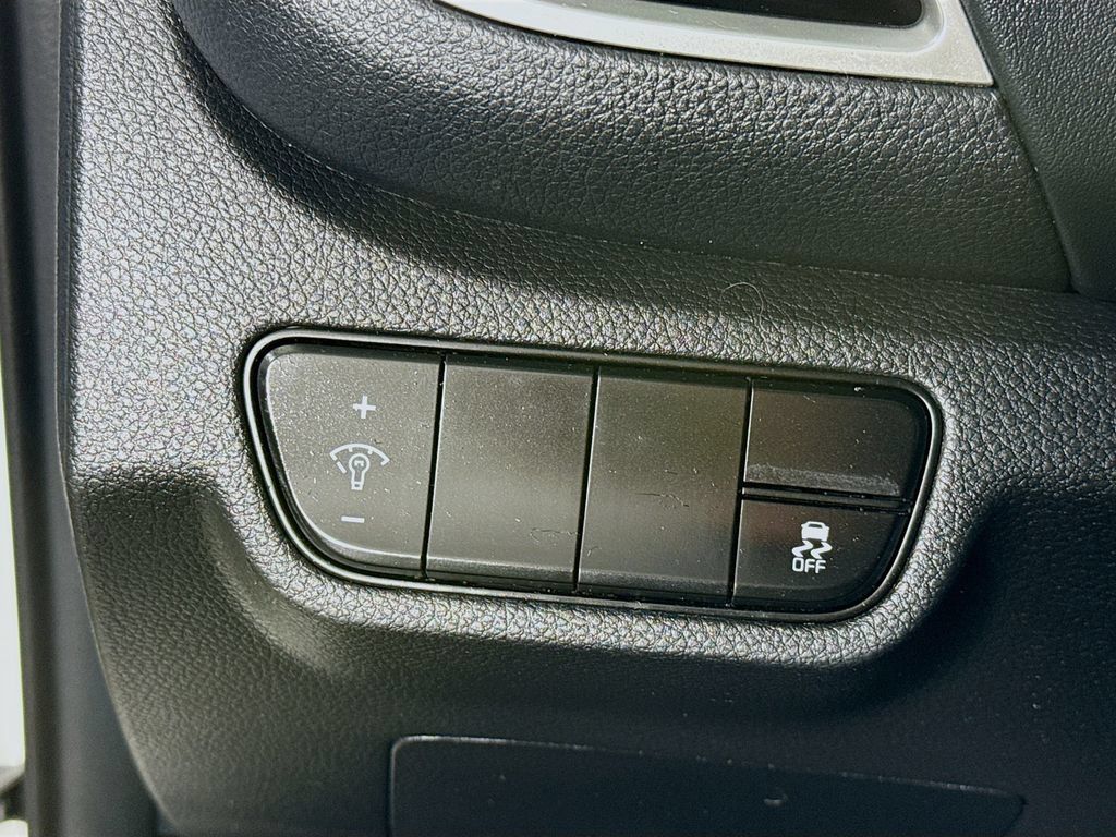 Certified 2024 Kia Seltos SX AWD/4WD image 20