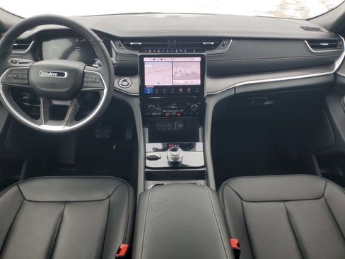 New 2025 Jeep Grand Cherokee L Limited AWD/4WD image 6