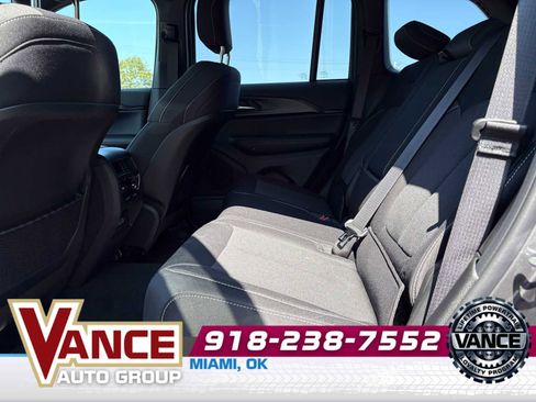 New 2025 Jeep Grand Cherokee Laredo X image 14