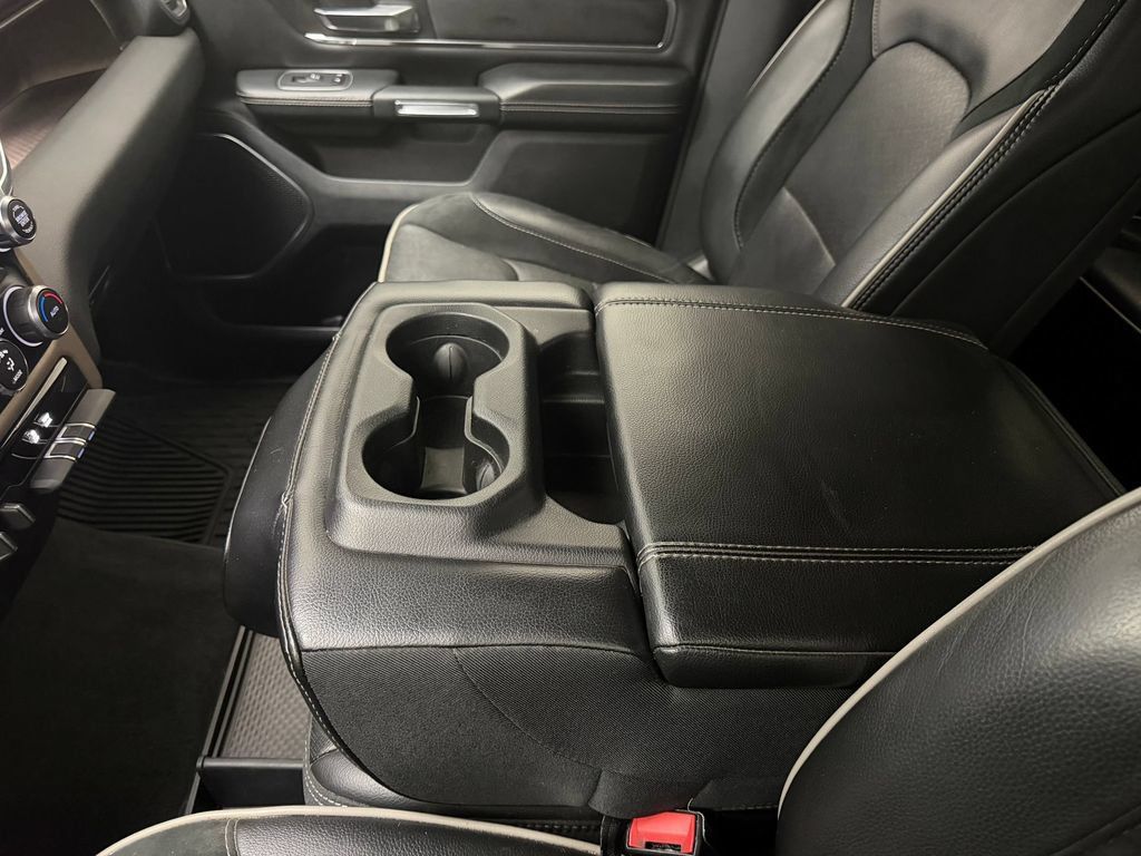 Used 2021 RAM 1500 Laramie AWD/4WD image 30