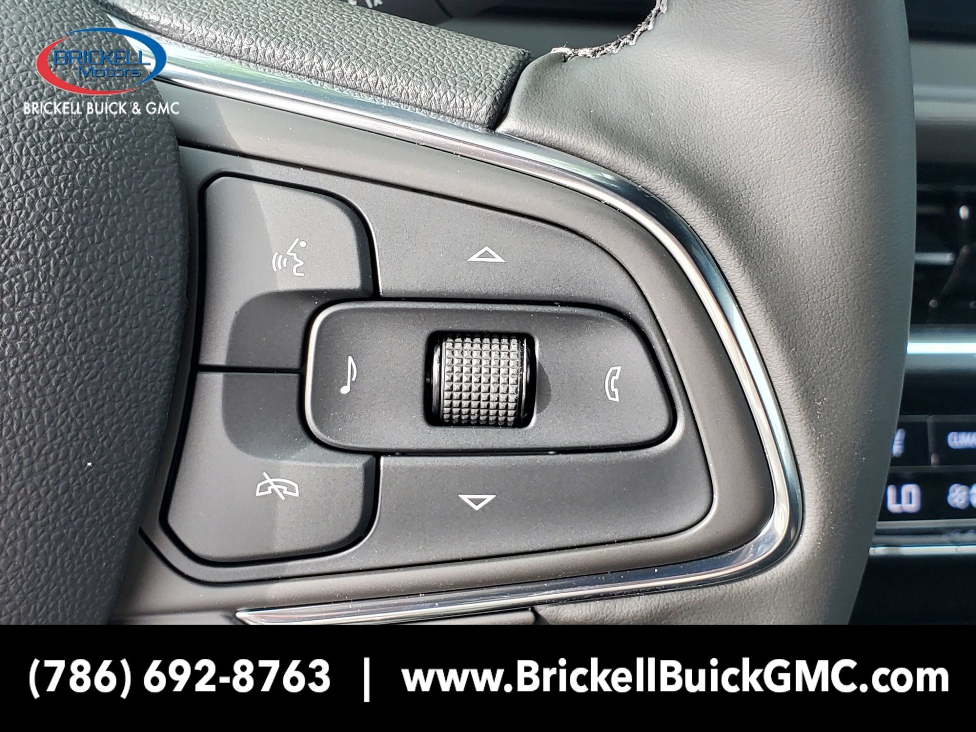 New 2026 Buick Envista Sport Touring FWD image 23
