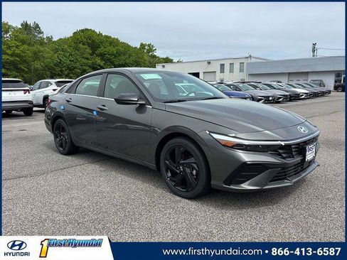 New 2026 Hyundai Elantra SEL Sport Premium FWD image 1