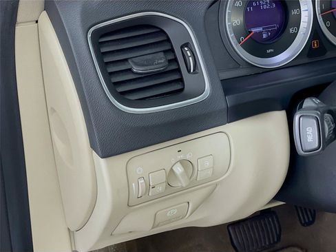 Used 2012 Volvo S60 T5 image 14