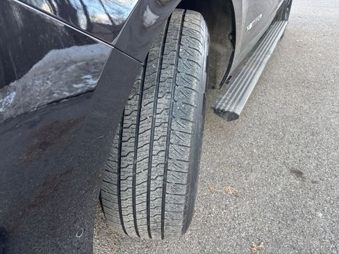 Used 2025 Ford Expedition Max Platinum image 30