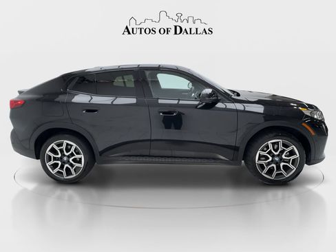 Used 2025 BMW X2 xDrive28i AWD/4WD image 6