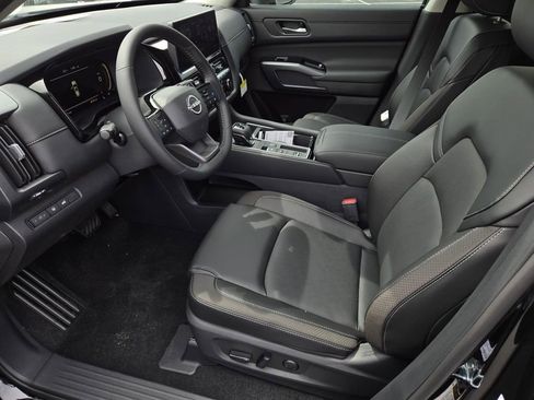 New 2026 Nissan Pathfinder SL FWD image 20