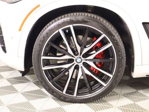 Used 2023 BMW X5 xDrive40i w/ M Sport Package image 19