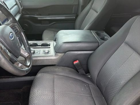 Used 2020 Ford Expedition XLT w/ Black Accent Package AWD/4WD image 15