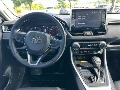 Certified 2022 Toyota RAV4 XLE Premium AWD/4WD image 16