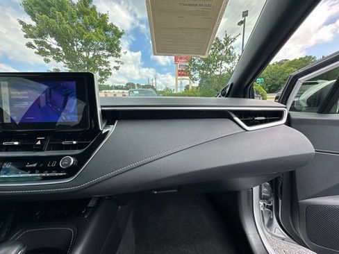 Used 2024 Toyota Corolla XSE FWD image 16