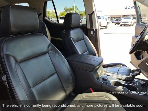 Used 2021 Chevrolet Traverse RS w/ LPO, Cargo Package FWD image 13
