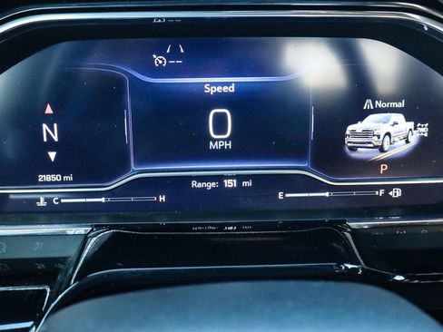 Used 2024 Chevrolet Silverado 1500 High Country w/ Technology Package image 29