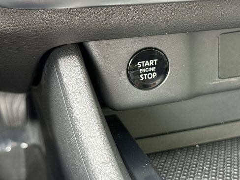 Used 2026 Nissan Rogue SV AWD/4WD image 25