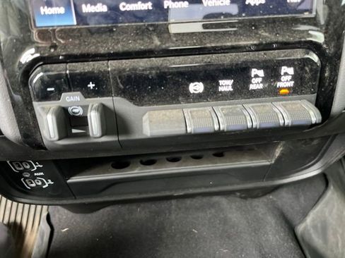 Used 2026 RAM 3500 Big Horn AWD/4WD image 11