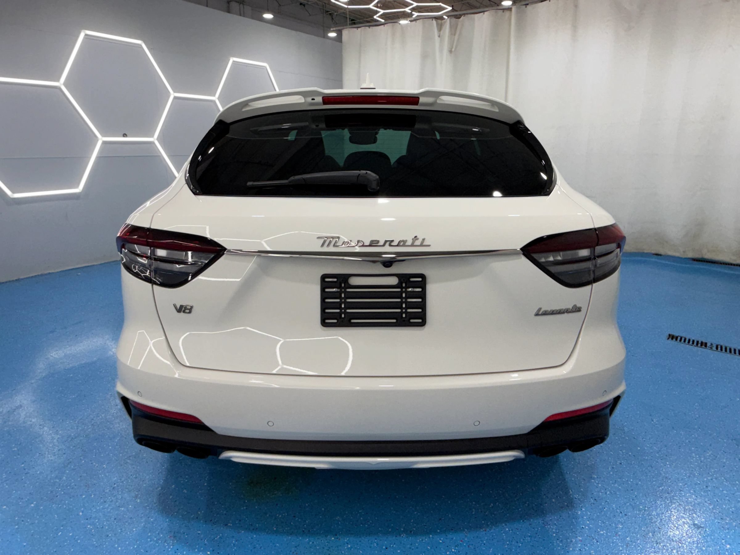 Used 2023 Maserati Levante Modena S AWD/4WD image 5