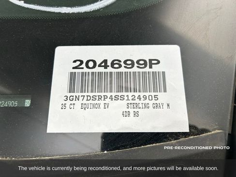 Used 2025 Chevrolet Equinox EV RS image 16