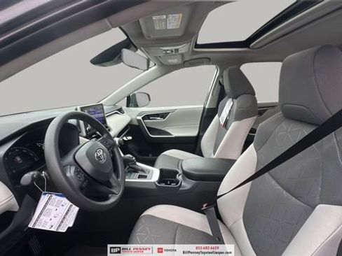 New 2025 Toyota RAV4 XLE image 11
