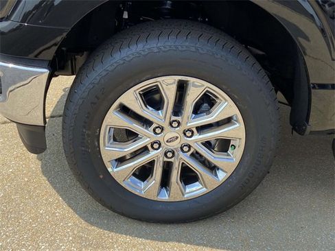 New 2025 Ford F150 Lariat w/ Equipment Group 502A High image 7