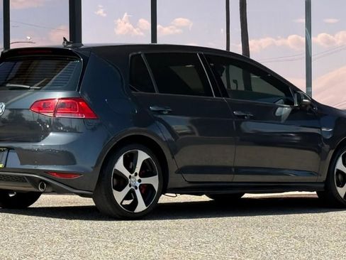 Used 2017 Volkswagen GTI Autobahn FWD image 12