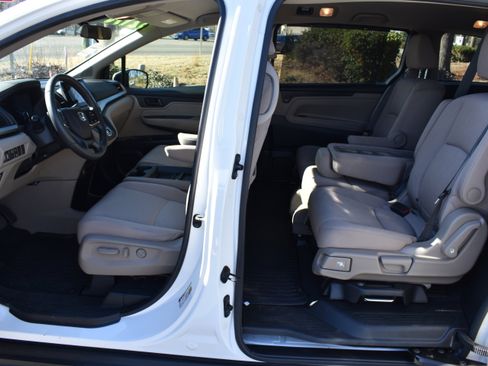 Certified 2020 Honda Odyssey EX image 27