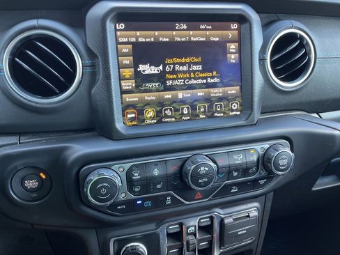 Used 2022 Jeep Wrangler Unlimited Rubicon 4xe w/ Cold Weather Group image 10