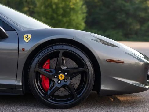 Used 2011 Ferrari 458 Italia Coupe RWD image 5