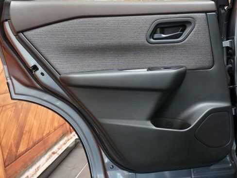 Certified 2023 Nissan Rogue S image 40