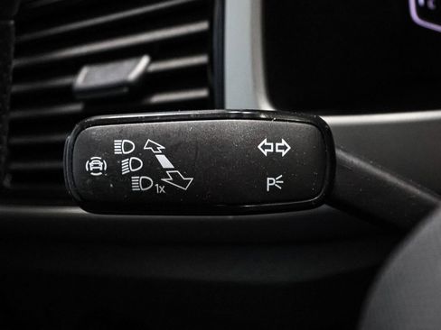 Used 2022 Volkswagen Atlas SEL R-Line image 40