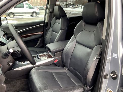 Used 2018 Acura MDX SH-AWD image 9