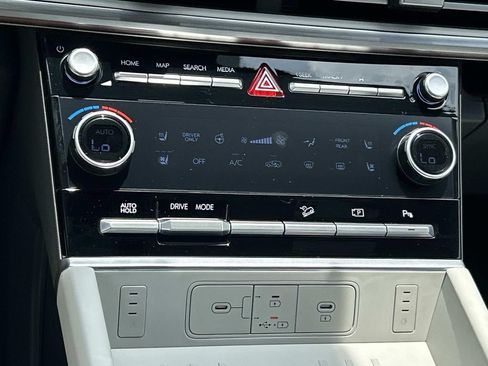 New 2026 Hyundai Santa Fe Limited FWD image 39