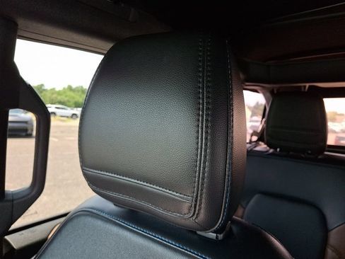 Used 2022 Ford Bronco Outer Banks AWD/4WD image 18