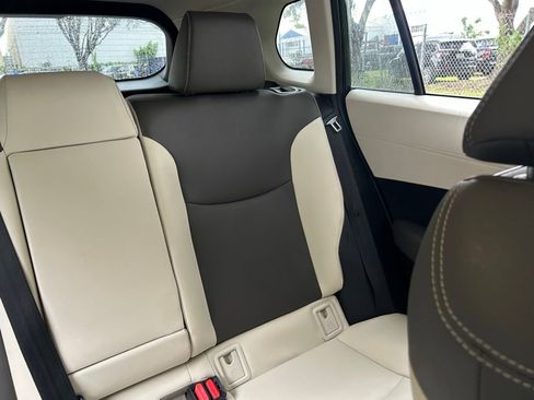 Used 2022 Toyota Corolla Cross XLE image 15