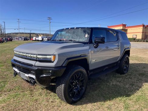 New 2026 GMC Hummer EV SUV image 8