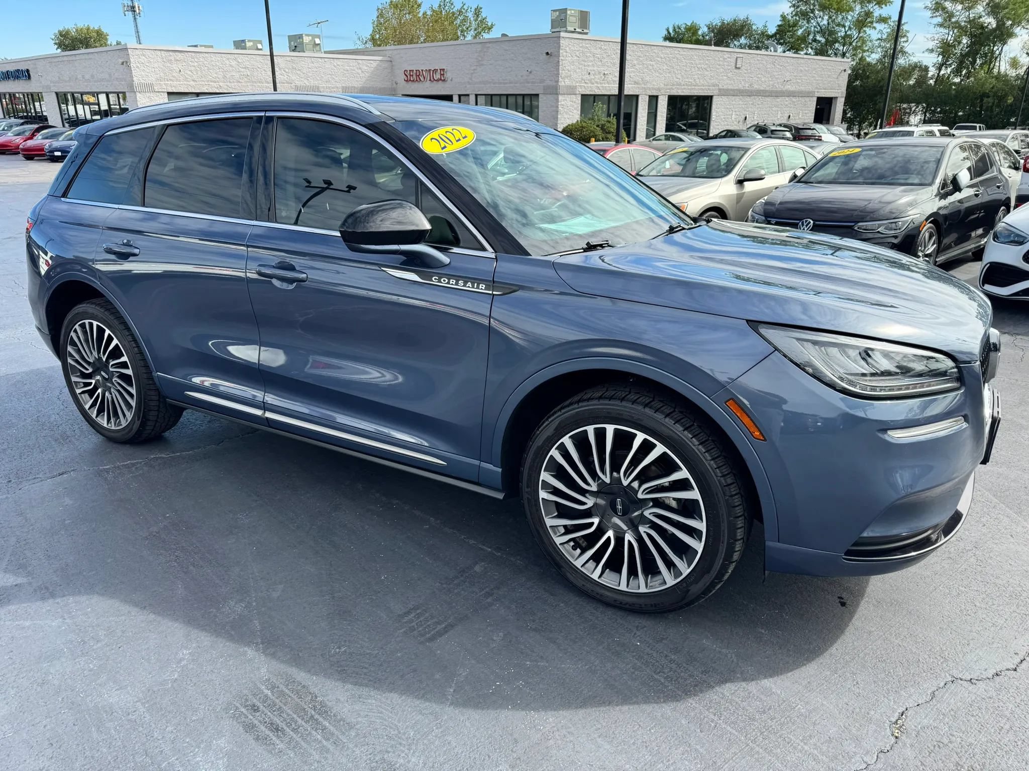 Used 2022 Lincoln Corsair AWD w/ Premium Package image 6
