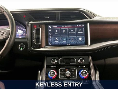 Used 2024 GMC Yukon XL Denali Ultimate AWD/4WD image 20
