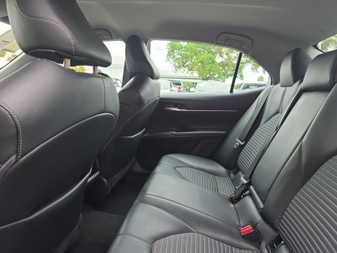Used 2023 Toyota Camry SE image 15