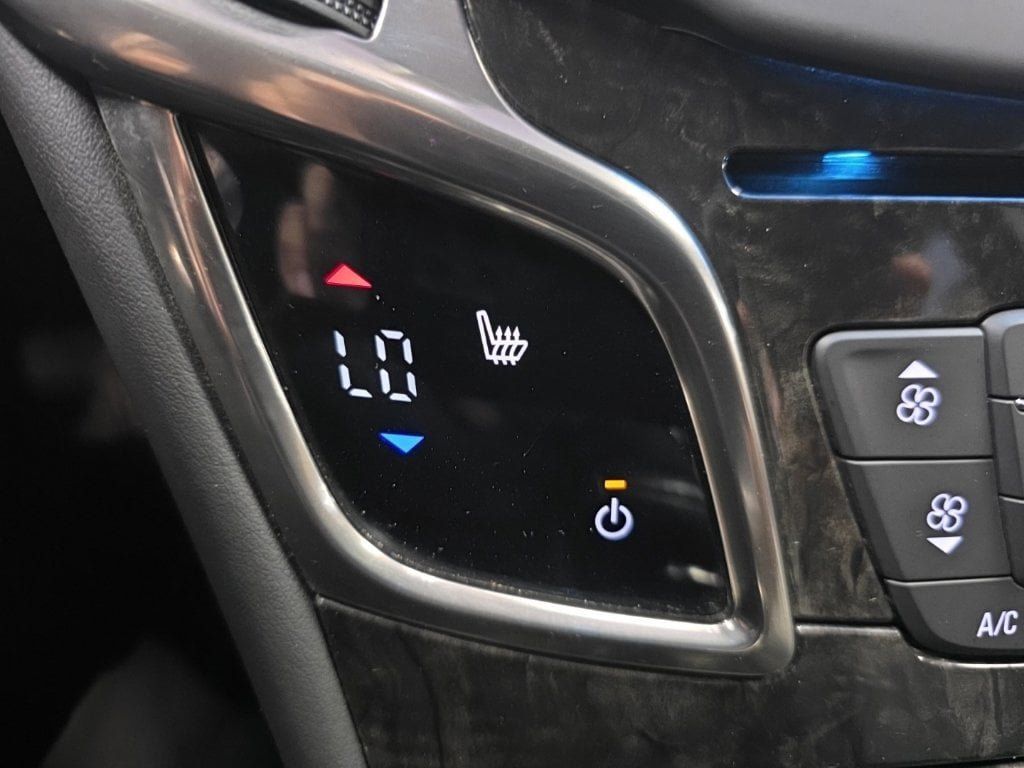 Used 2014 Buick LaCrosse Leather FWD image 22