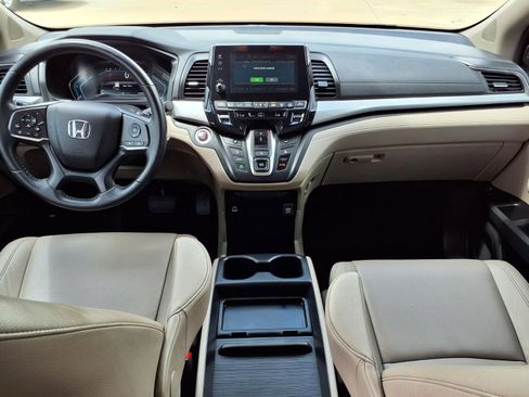 Used 2023 Honda Odyssey EX-L image 9