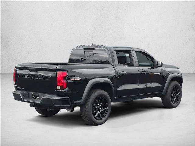 Used 2025 Chevrolet Colorado Trail Boss AWD/4WD image 5
