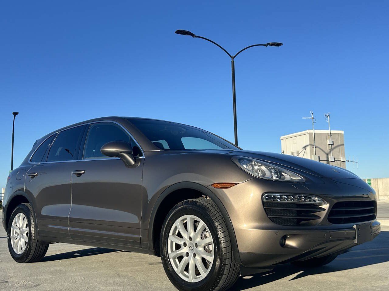 Used 2012 Porsche Cayenne AWD/4WD image 1