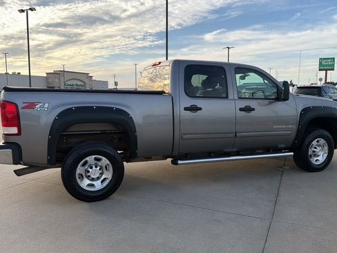 Used 2008 GMC Sierra 2500 SLE w/ SLE2 Preferred Package AWD/4WD image 25