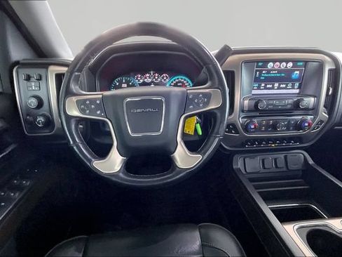 Used 2018 GMC Sierra 1500 Denali w/ Denali Ultimate Package AWD/4WD image 8