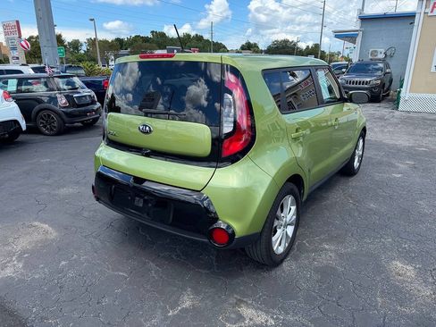 Used 2016 Kia Soul + FWD image 8