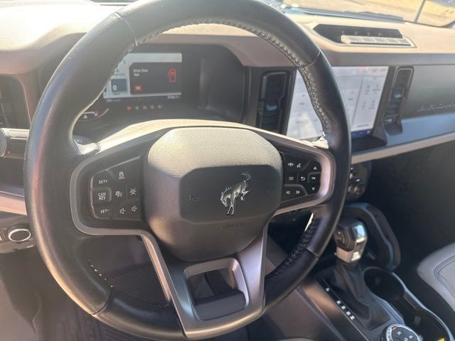 Used 2022 Ford Bronco Wildtrak AWD/4WD image 11